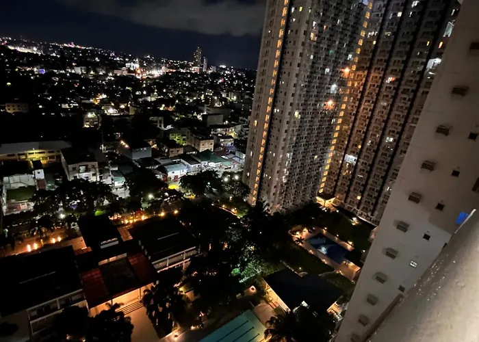 Ali And Bighani At The Grass Residences * Manila